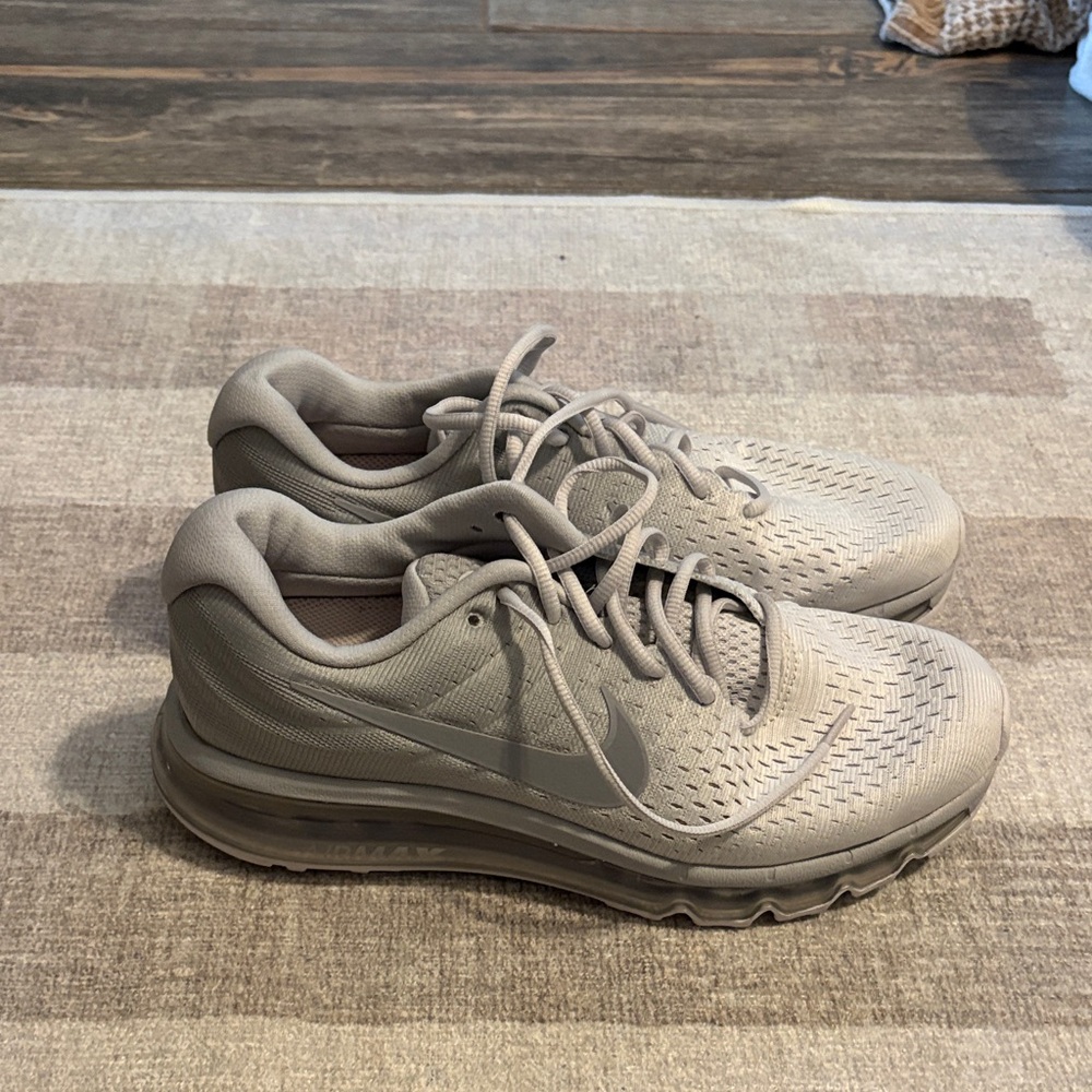 Women’s Nike Air Max 2017